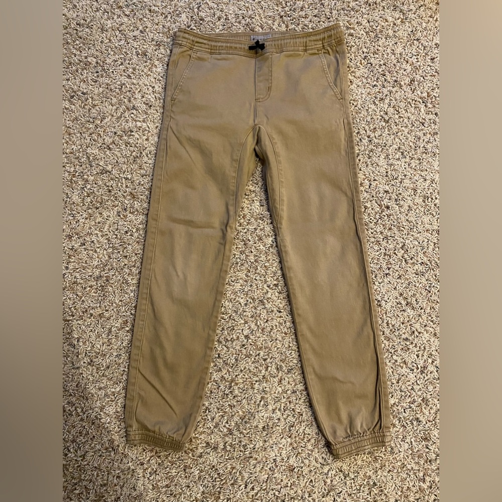 Charles and Half Boys Khaki jogger pants in Size Large, like new condition